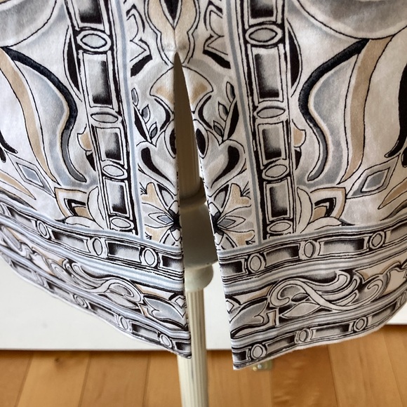 White House-Black Market Skirt Set-Skirt is sz 4, top is sz 0. Beautiful pieces. - Picture 8 of 16